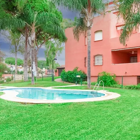 A&n Access With Pools & Terrace ماربيا